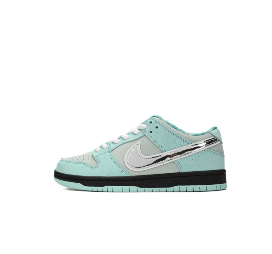 CONCEPTS × Nike Dunk SB Low Lobster