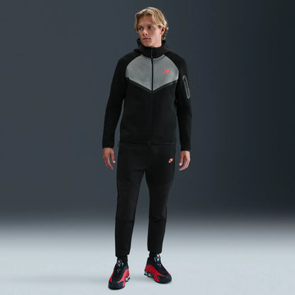 Nike Tech Fleece Full Zip Hoodie & Joggers Set Black/Bright Crimson 2025