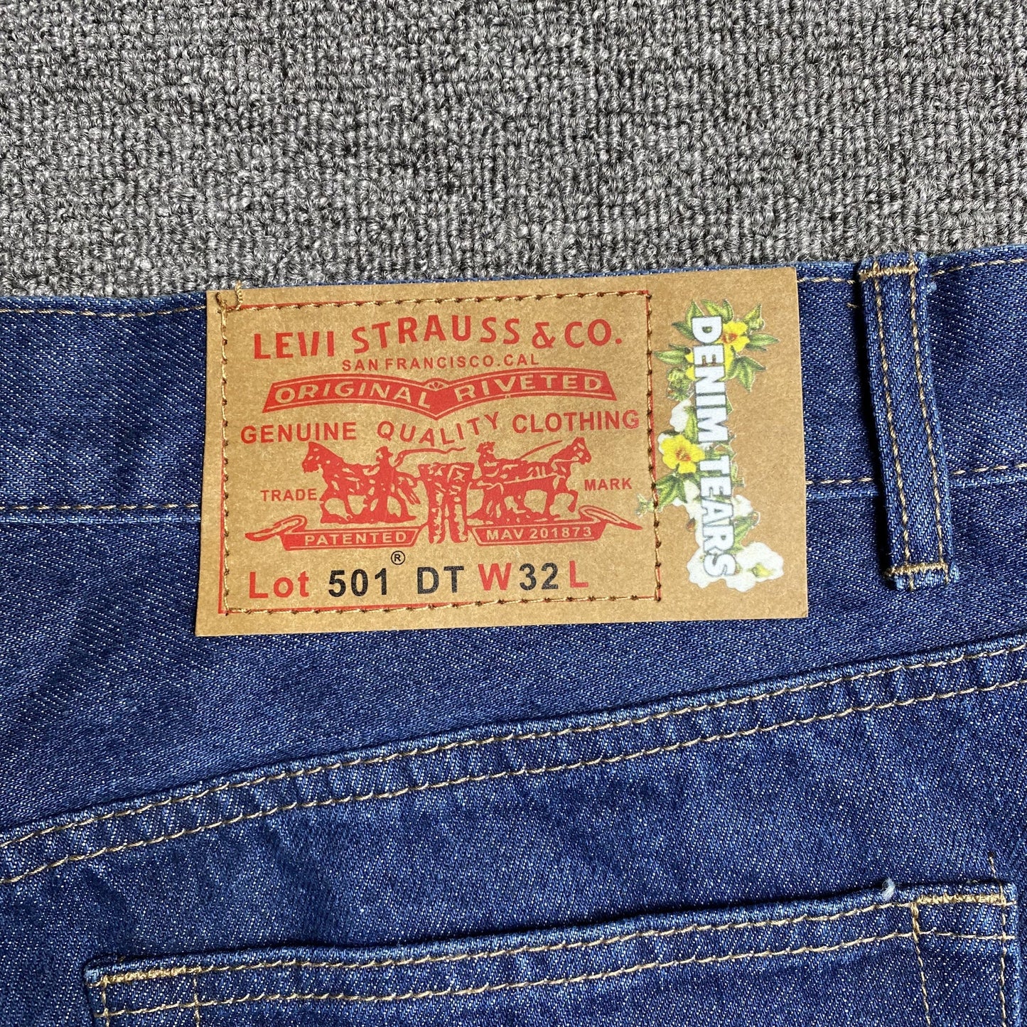 DENIM TEARS x LEVI'S COTTON WREATH JEANS DARK BLUE