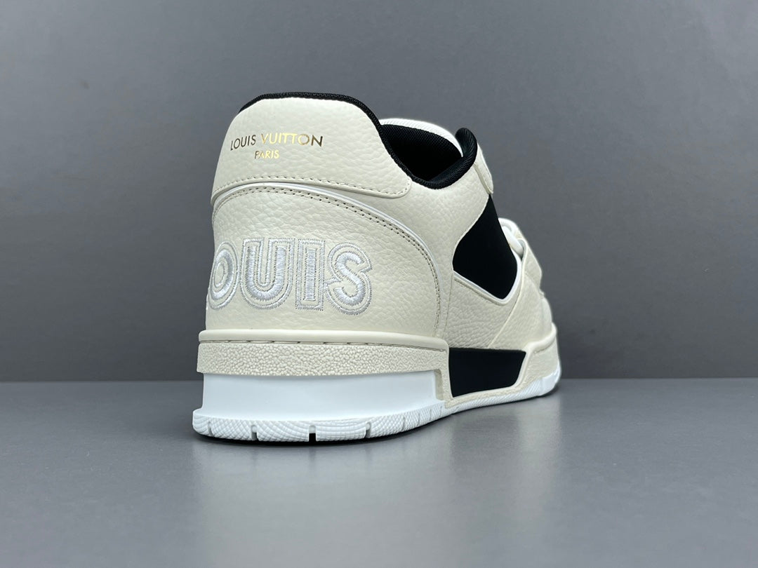 LOUIS VUITTON LV TRAINER SNEAKER
